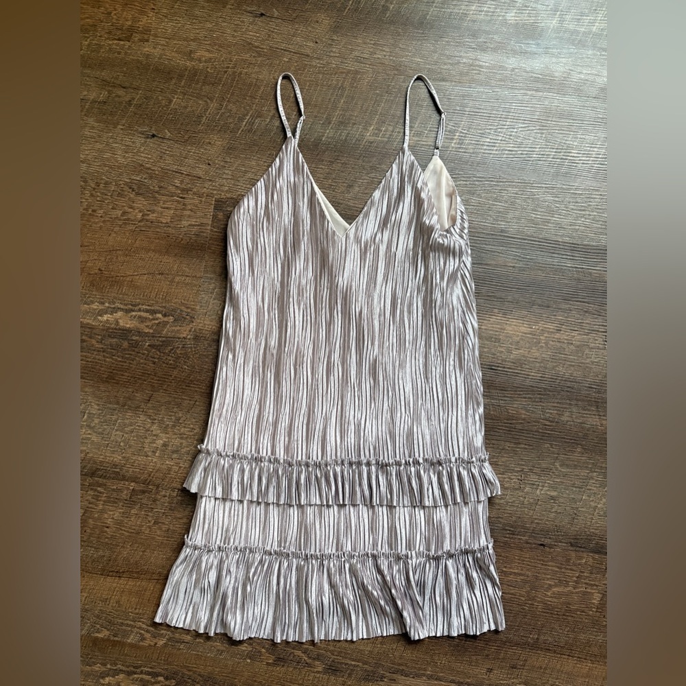 LOST + WANDER Bastille plisse metallic mini slip dress champagne party sz S EUC - Picture 7 of 15